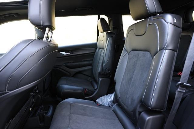 new 2025 Jeep Grand Cherokee L car, priced at $41,500