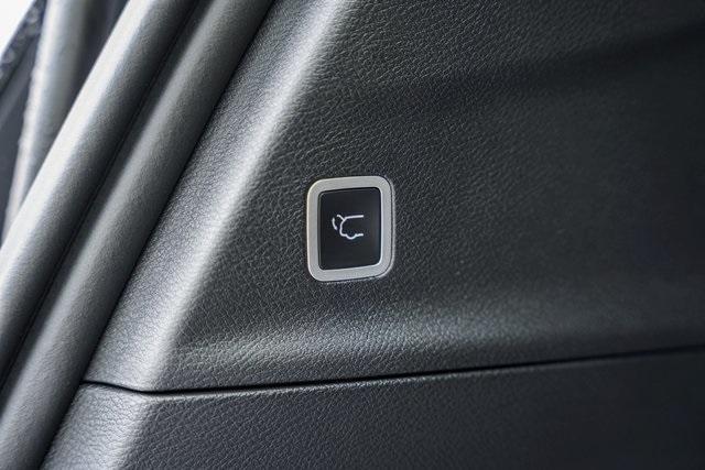 new 2025 Chrysler Pacifica car, priced at $41,495