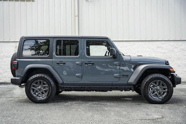 new 2025 Jeep Wrangler car, priced at $39,495