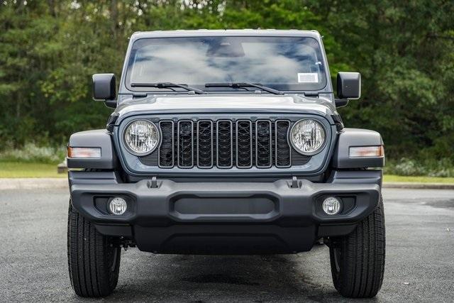 new 2025 Jeep Wrangler car, priced at $39,495