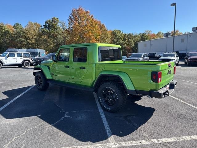 new 2025 Jeep Gladiator car, priced at $41,000