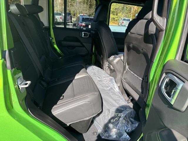 new 2025 Jeep Gladiator car, priced at $41,000