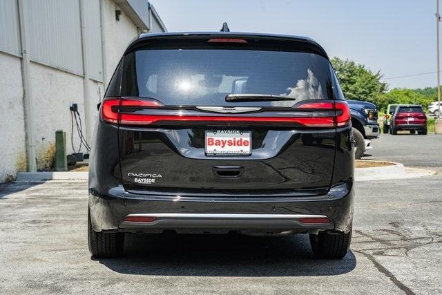 new 2025 Chrysler Pacifica car, priced at $37,500