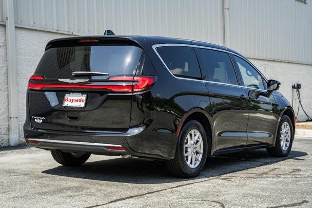 new 2025 Chrysler Pacifica car, priced at $37,500