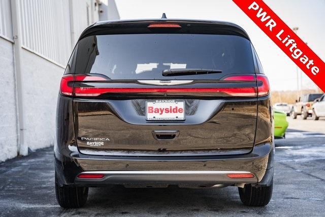 new 2025 Chrysler Pacifica car, priced at $37,995