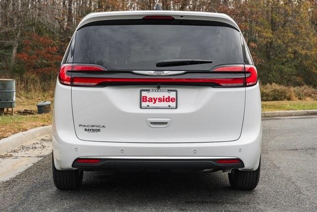 new 2026 Chrysler Pacifica car, priced at $39,500