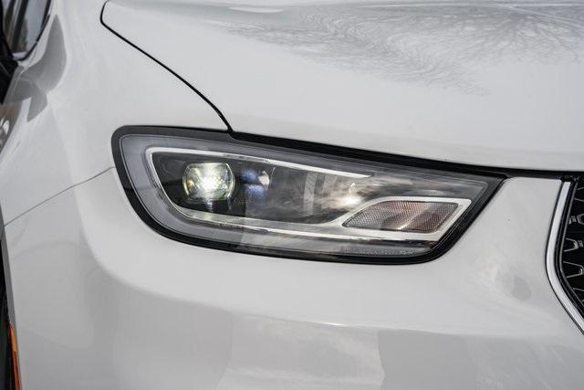 new 2026 Chrysler Pacifica car, priced at $39,500