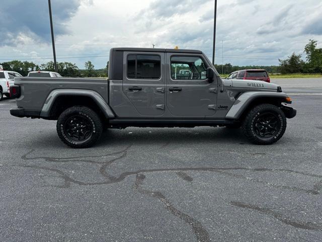 used 2022 Jeep Gladiator car, priced at $34,000
