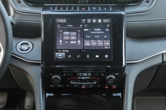new 2025 Jeep Grand Cherokee L car, priced at $40,000