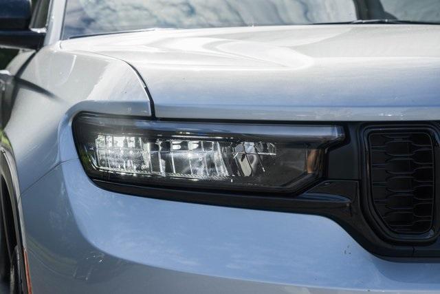 new 2025 Jeep Grand Cherokee L car, priced at $40,000