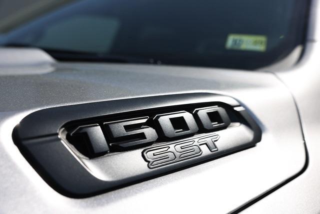 new 2025 Ram 1500 car, priced at $39,995