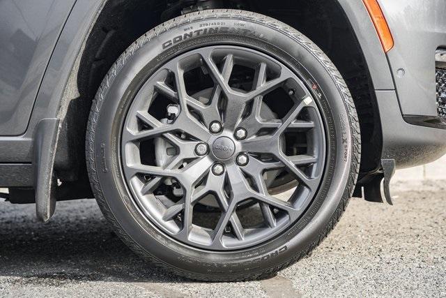 new 2025 Jeep Grand Cherokee L car, priced at $63,500