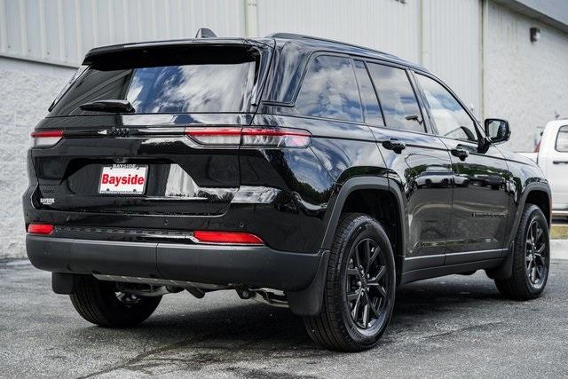 new 2025 Jeep Grand Cherokee car, priced at $40,000