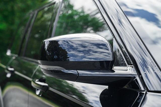 new 2025 Jeep Grand Cherokee car, priced at $40,000
