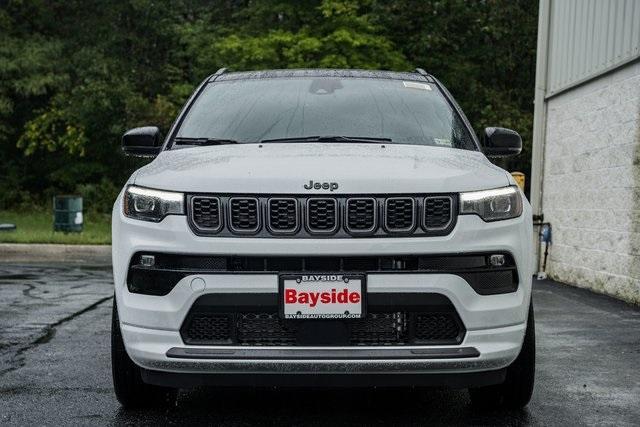 new 2025 Jeep Compass car, priced at $28,500