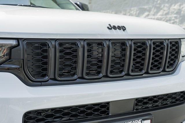new 2025 Jeep Grand Cherokee L car, priced at $40,000