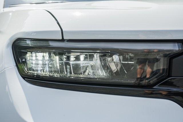 new 2025 Jeep Grand Cherokee L car, priced at $40,000