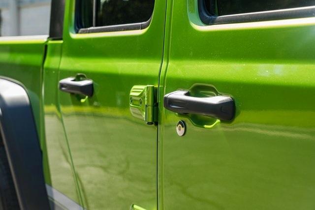 new 2025 Jeep Gladiator car, priced at $36,745