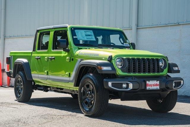 new 2025 Jeep Gladiator car, priced at $36,745
