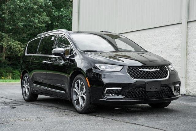 new 2024 Chrysler Pacifica car, priced at $46,500