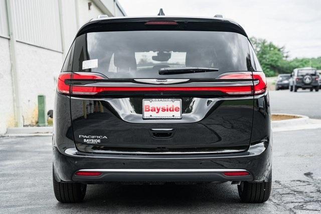 new 2024 Chrysler Pacifica car, priced at $46,500