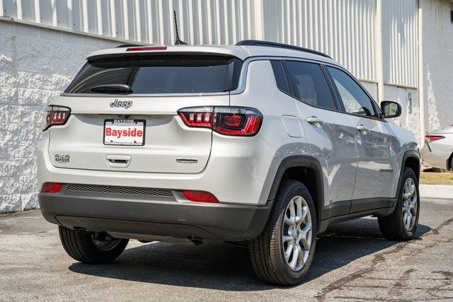 new 2024 Jeep Compass car, priced at $26,000