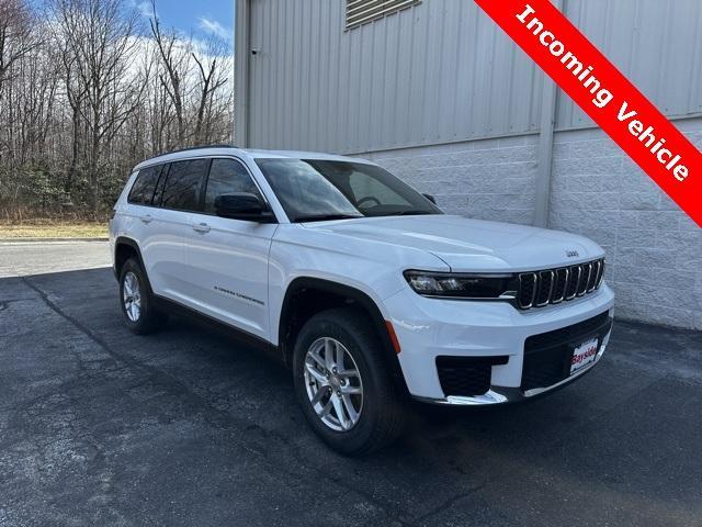 new 2025 Jeep Grand Cherokee L car, priced at $37,000