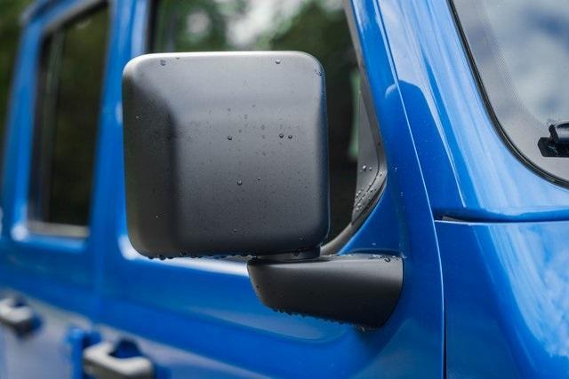new 2025 Jeep Gladiator car, priced at $41,745