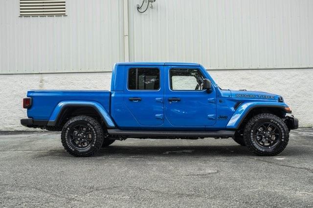 new 2025 Jeep Gladiator car, priced at $41,745