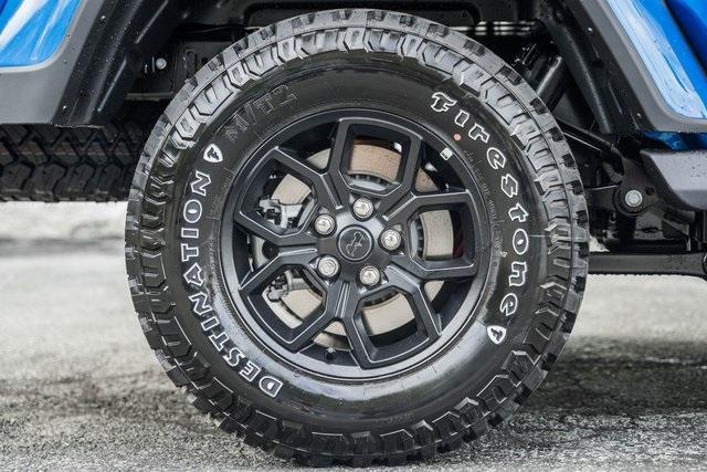 new 2025 Jeep Gladiator car, priced at $41,745