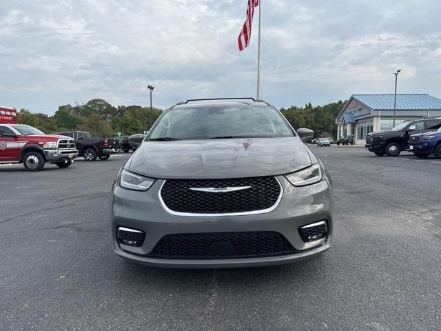 used 2022 Chrysler Pacifica car, priced at $20,250