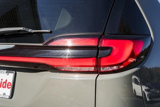 used 2022 Chrysler Pacifica car, priced at $18,000