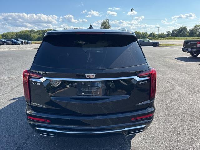 used 2022 Cadillac XT6 car, priced at $26,500