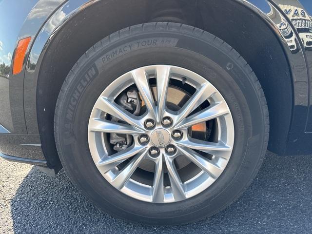 used 2022 Cadillac XT6 car, priced at $26,500