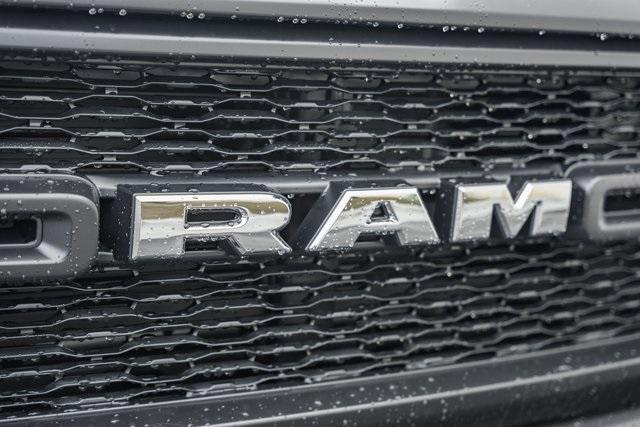 new 2024 Ram 1500 car, priced at $40,000