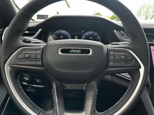 new 2025 Jeep Grand Cherokee car, priced at $46,500