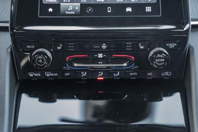new 2025 Jeep Grand Cherokee car, priced at $36,977