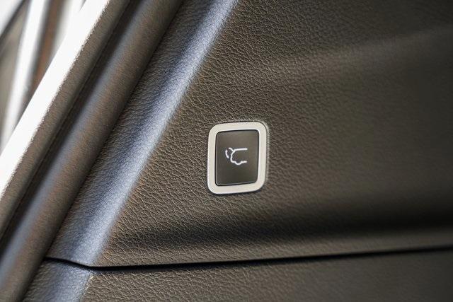 new 2026 Chrysler Pacifica car, priced at $36,885