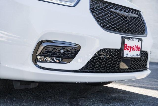 new 2026 Chrysler Pacifica car, priced at $36,885