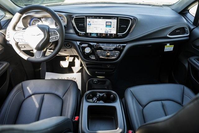 new 2026 Chrysler Pacifica car, priced at $36,885