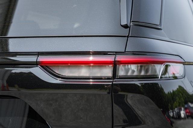 new 2025 Jeep Grand Cherokee car, priced at $37,745