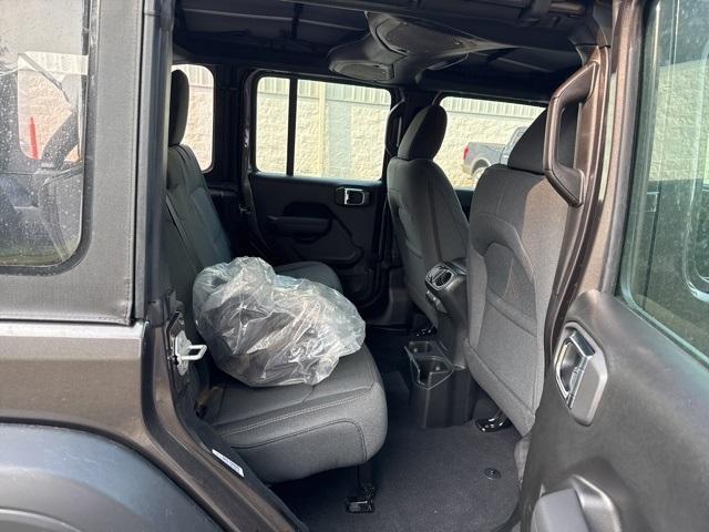new 2025 Jeep Wrangler car, priced at $33,995