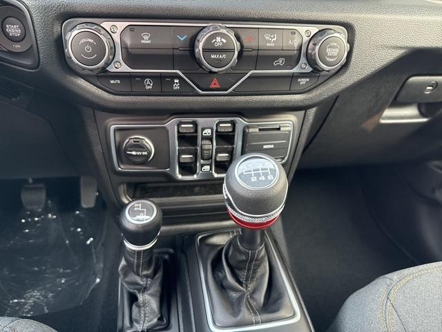 new 2025 Jeep Wrangler car, priced at $33,995