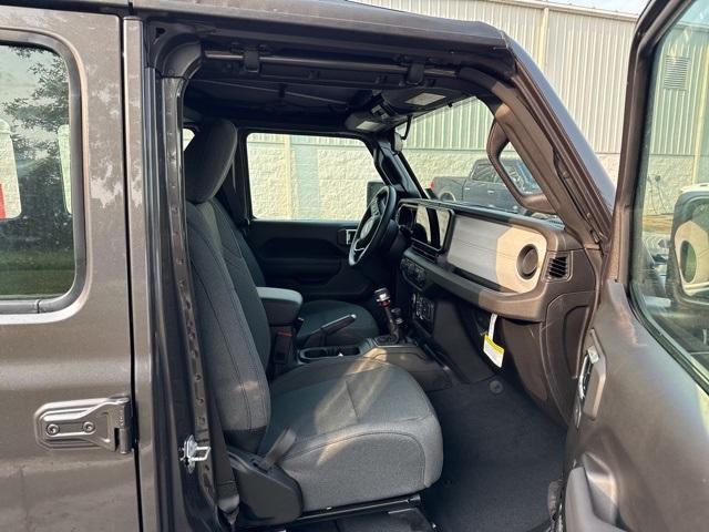 new 2025 Jeep Wrangler car, priced at $33,995