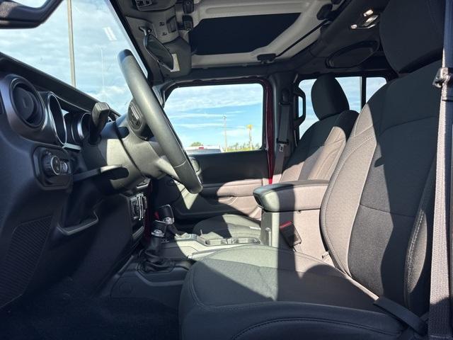 used 2022 Jeep Gladiator car, priced at $31,000