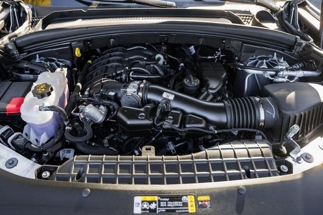 new 2025 Jeep Grand Cherokee car, priced at $40,000
