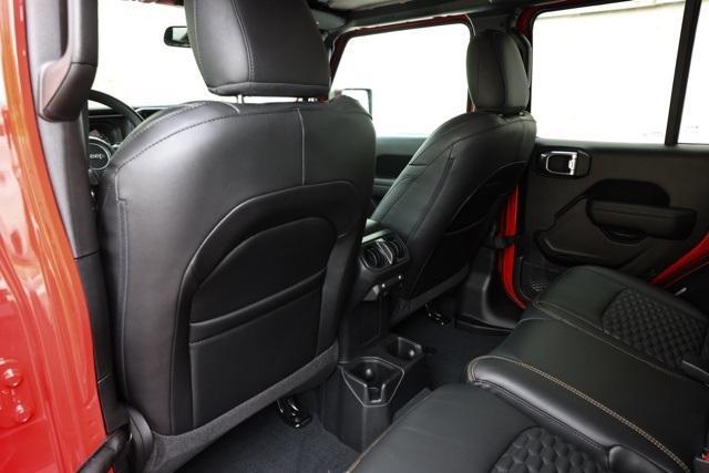 new 2025 Jeep Wrangler car, priced at $39,995
