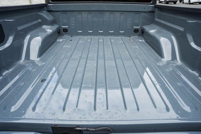 new 2025 Jeep Gladiator car, priced at $41,995