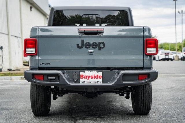 new 2025 Jeep Gladiator car, priced at $41,995