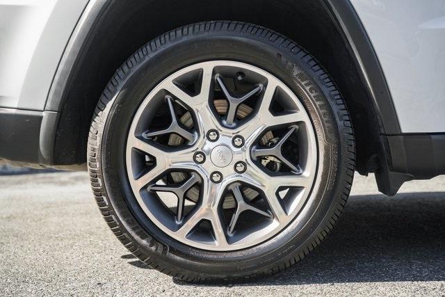 used 2021 Jeep Grand Cherokee car, priced at $19,500